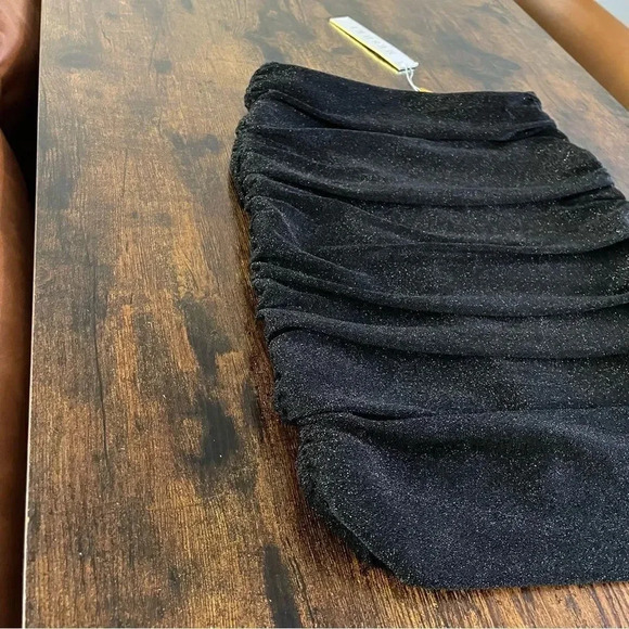 Meshki Marnie Ruched Mini Skirt - Picture 8 of 9